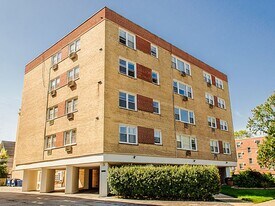 445 Sherman Ave in Evanston, IL - Building Photo