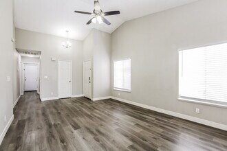 4361 Faberge Ave in Las Vegas, NV - Building Photo - Building Photo
