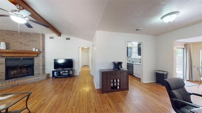 3906 Sioux Cir in Bryan, TX - Building Photo - Building Photo