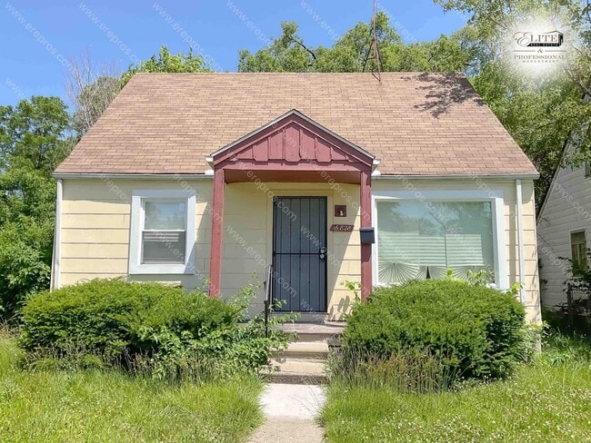 property at 16828 W Chicago St