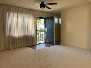 98-929 Noelani St in Pearl City, HI - Foto de edificio - Building Photo