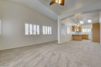 7450 S Eastern Ave in Las Vegas, NV - Building Photo - Building Photo