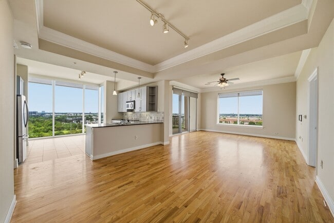 property at 3333 Allen Pkwy