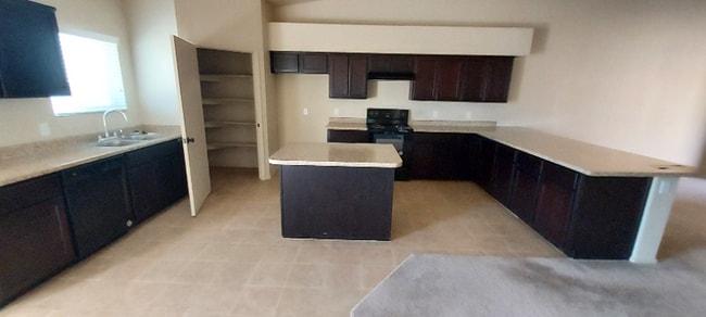 7427 E 39th Pl in Yuma, AZ - Foto de edificio - Building Photo