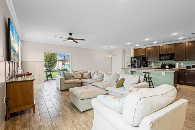 338 Pinecrest Loop in Davenport, FL - Building Photo - Building Photo