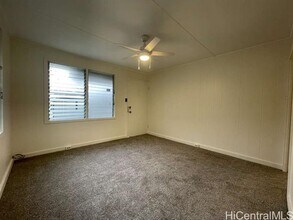 205 Puuhue Pl in Honolulu, HI - Building Photo - Building Photo