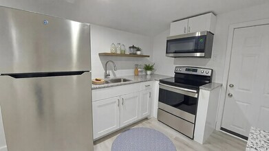 2105 Walnut St in Greenville, TX - Foto de edificio - Building Photo