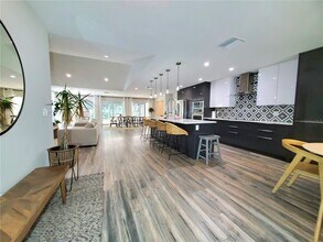 6522 Hidden Beach Cir in Orlando, FL - Building Photo - Building Photo