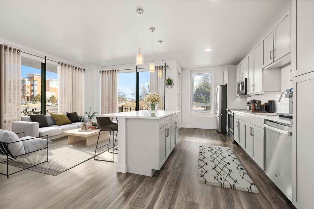 Vue West in Denver, CO - Building Photo