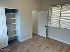 2119 N Pacey Rd in Phoenix, AZ - Building Photo - Building Photo