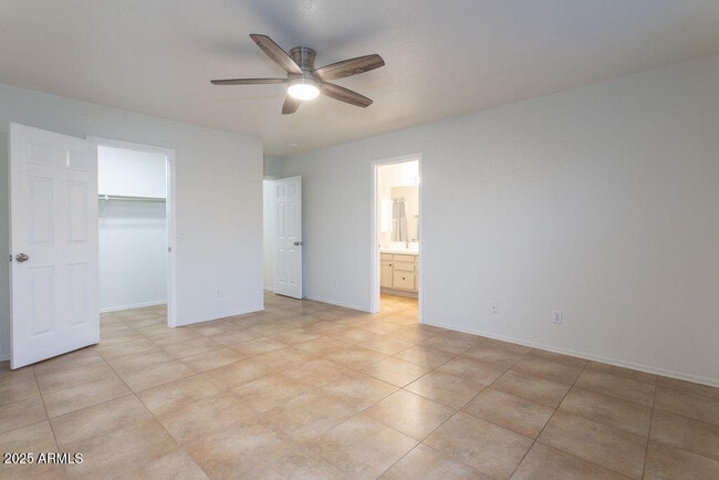 property at 4111 E Tether Trail