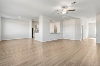 6421 Elm St in Houston, TX - Building Photo - Building Photo