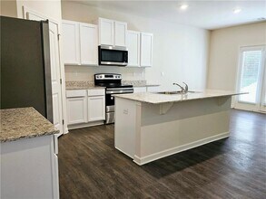 274 Walnut Grv Wy in Pendergrass, GA - Building Photo - Building Photo