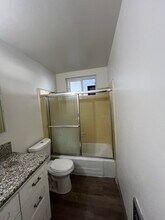 3533 W 108th St, Unit 2 in Inglewood, CA - Foto de edificio - Building Photo