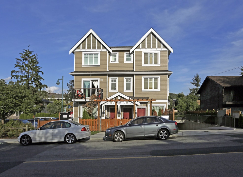 SPERLING HEIGHTS in Burnaby, BC - Building Photo