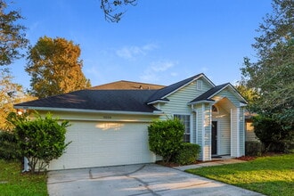9099 Rockpond Meadows Dr in Jacksonville, FL - Foto de edificio - Building Photo