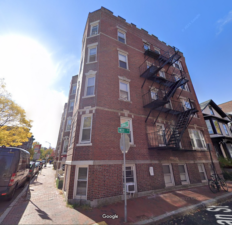 45 Inman St, Unit 42 in Cambridge, MA - Building Photo