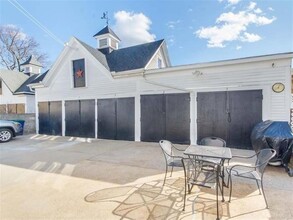 34 Preston Rd, Unit 2 in Somerville, MA - Building Photo - Building Photo