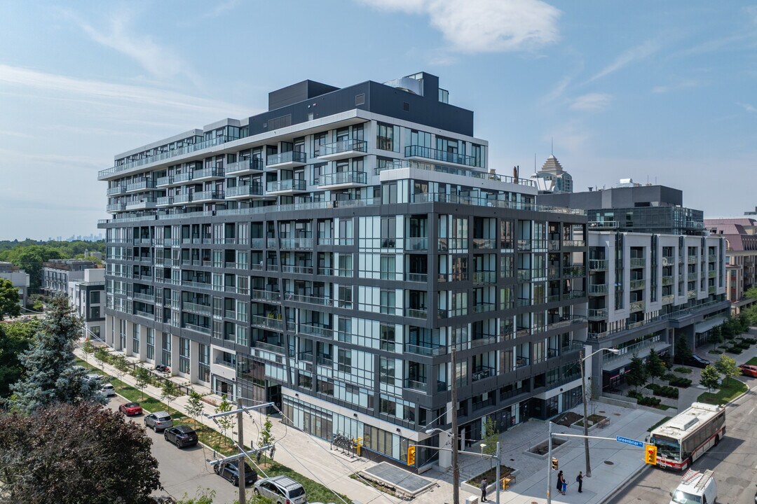 Bayview Village in Toronto, ON - Building Photo
