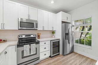 6427 Park Lake Cir in Boynton Beach, FL - Foto de edificio - Building Photo