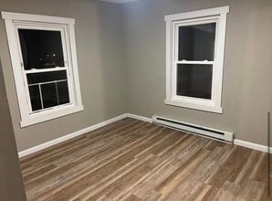 224 Pierce St in Fayetteville, WV - Foto de edificio - Building Photo