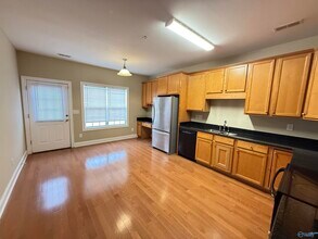 472 Shamrock Dr in Madison, AL - Building Photo - Building Photo