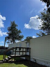 8719 Lithia Pinecrest Rd in Lithia, FL - Building Photo - Building Photo