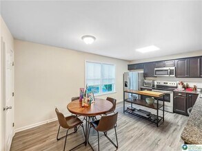 32 W Clark St in Hellertown, PA - Building Photo - Building Photo