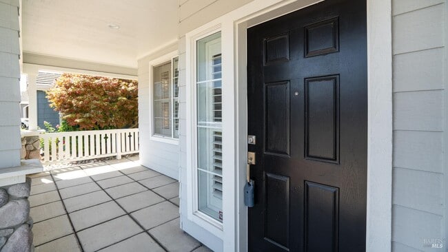 7351 15th Hole Dr in Windsor, CA - Building Photo - Building Photo