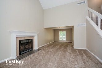 5583 Mt Zion Rd in Milford, OH - Building Photo - Building Photo