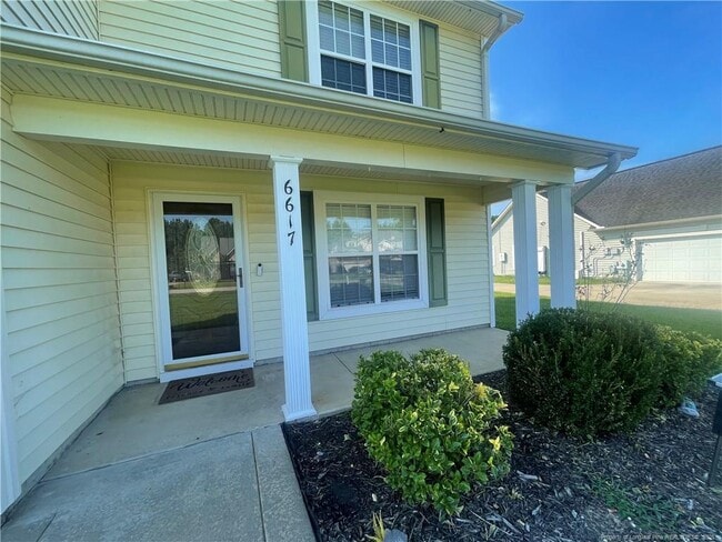 6617 Valley Falls Rd in Hope Mills, NC - Building Photo - Building Photo