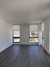 244 NW 31st St, Unit A12 in Miami, FL - Building Photo - Building Photo