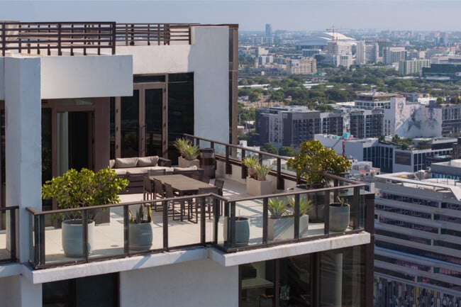 Gio Midtown in Miami, FL - Building Photo - Building Photo