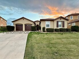 5204 Gossimer Dr in Bakersfield, CA - Building Photo