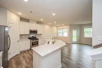 311 Rodessa Ln in Travelers Rest, SC - Building Photo - Building Photo