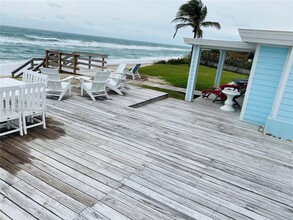 5375 S Hwy A1A in Melbourne Beach, FL - Foto de edificio - Building Photo