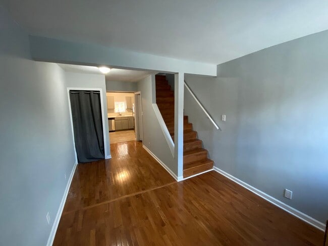 437 Orchard St in Baltimore, MD - Building Photo - Building Photo