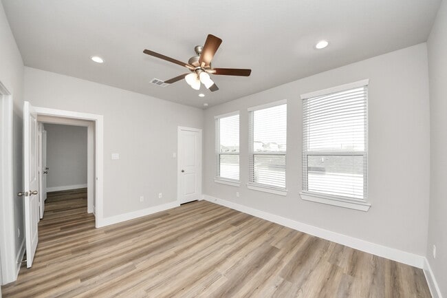 property at 1907 Lonestar Brook Ln