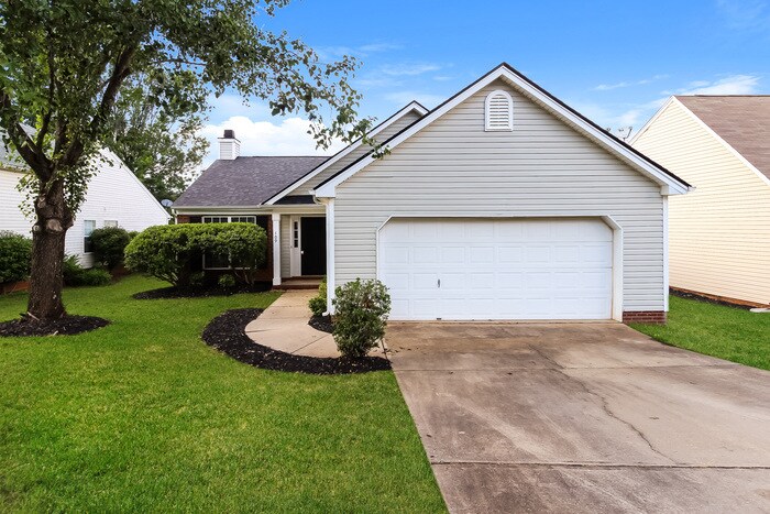 109 Crossview Dr in Simpsonville, SC - Building Photo