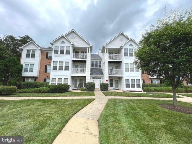 property at 2402 Autumn Harvest Ct