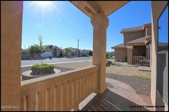 1345 Fito Hernandez St in El Paso, TX - Building Photo - Building Photo