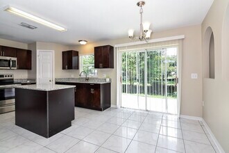 1336 Dragon Head Dr in Valrico, FL - Building Photo - Building Photo