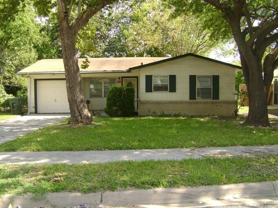 1306 S 2nd St in Killeen, TX - Building Photo