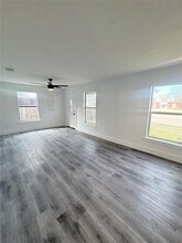 303 W Broad St in Mansfield, TX - Building Photo - Building Photo