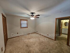 31 Walnut Pkwy in Crown Point, IN - Building Photo - Building Photo