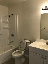 1219 Savona Pl in Pomona, CA - Foto de edificio - Building Photo