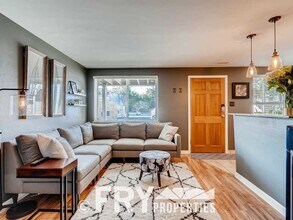 3217 Newton St in Denver, CO - Building Photo - Building Photo
