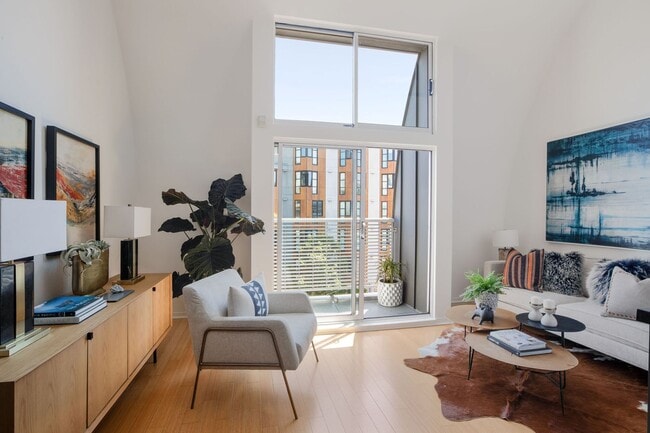 2002 3rd St in San Francisco, CA - Building Photo - Building Photo