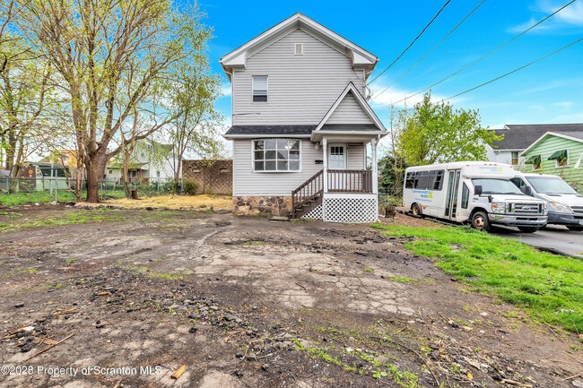 property at 535 N Franklin St