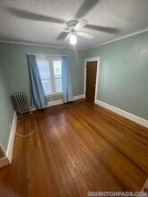 62 Union St, Unit 2 in Boston, MA - Foto de edificio - Building Photo